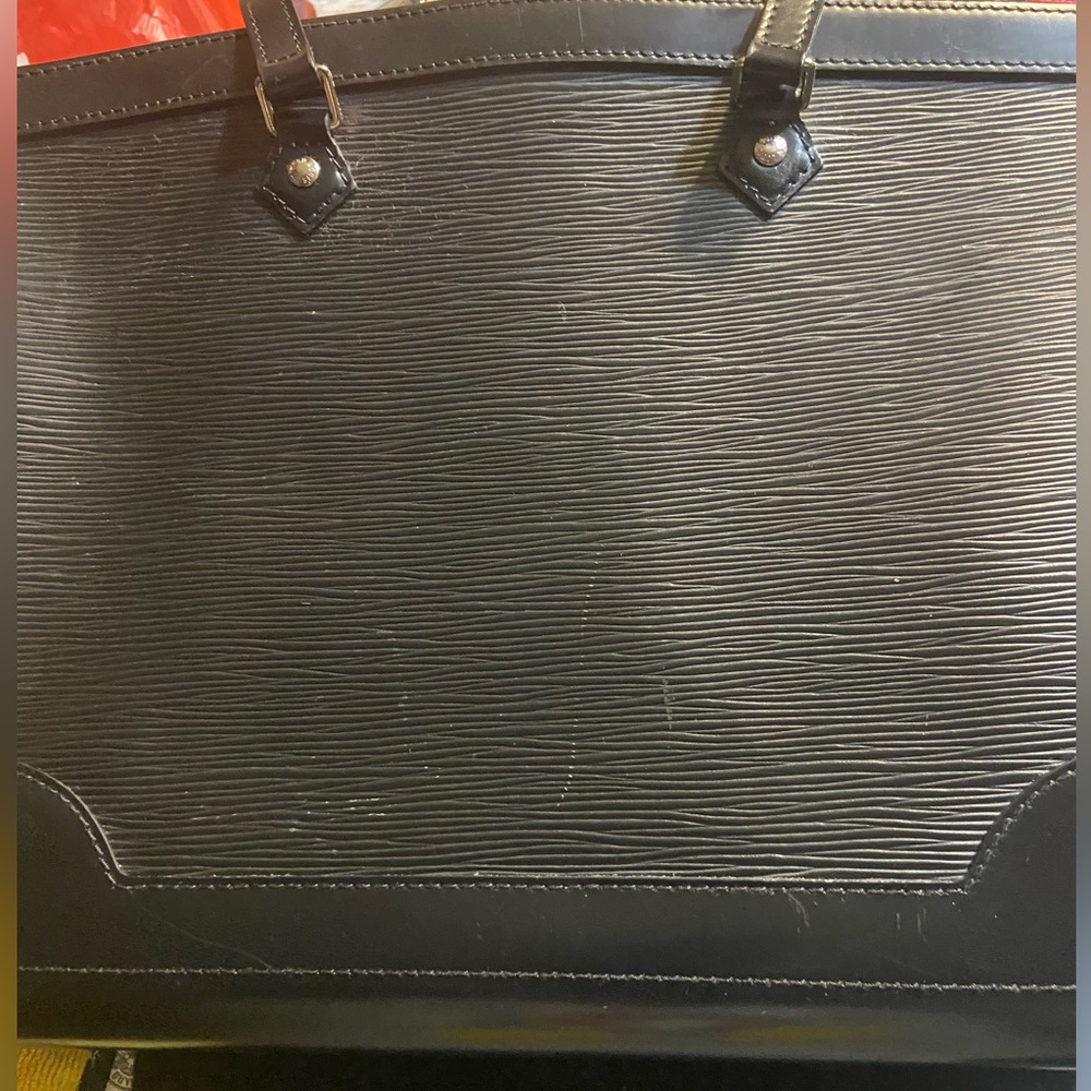 Authentic Louis Vuitton, black inside and out used no box - Picture 2 of 14